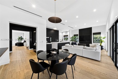 Located in the coveted High Pines, this fully renovated - photo 12