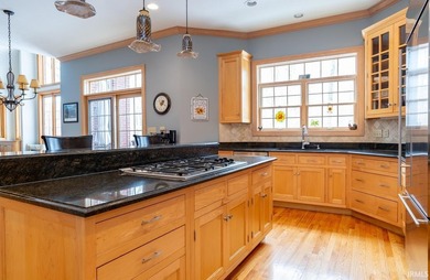 Enjoy the heirloom-quality finishes of this tasteful brick home - photo 13