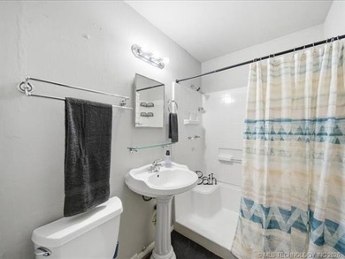 Move-in ready! This well-maintained 3-bedroom, 1-bath home