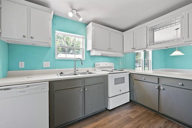 Welcome to the beach! This charming 3-bedroom, 2-bath home - photo 16