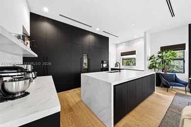 Located in the coveted High Pines, this fully renovated - photo 17