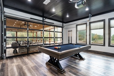 Large riverfront cabin in Glenwood, AR that sleeps everyone and - photo 18
