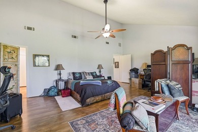 Enjoy stunning golf course and lake views from this exceptional - photo 19
