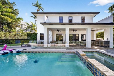 Located in the coveted High Pines, this fully renovated - photo 27