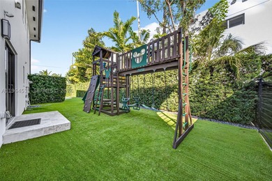 Located in the coveted High Pines, this fully renovated - photo 30