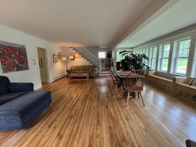 This 1920's Bungalow is a treasure.Though it has had many very - photo 8
