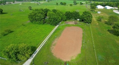 An exceptional opportunity in the highly sought-after Blue - photo 2