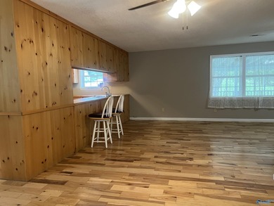Charming lakefront 2 bedroom / 2 bath home in Cedar Bluff, AL - photo 13