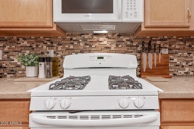 New to the market in the highly desirable Fletcher Heights - photo 20