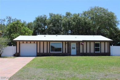 Lake Home Sale Pending in Labelle, Florida