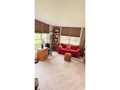 Stunning corner garden apartment completely updated, partially - photo 22