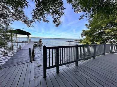 Turnkey Seneca Lake Retreat with 80 Feet of Private Shoreline - photo 28