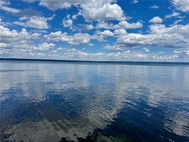 Turnkey Seneca Lake Retreat with 80 Feet of Private Shoreline - photo 32