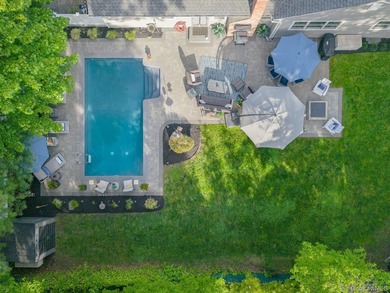 Welcome to 30 Ferndale Avenue, a beautifully maintained - photo 35
