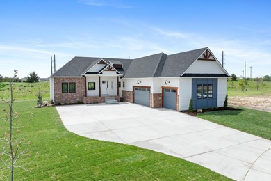 Coves Lake Home For Sale in Maize Kansas