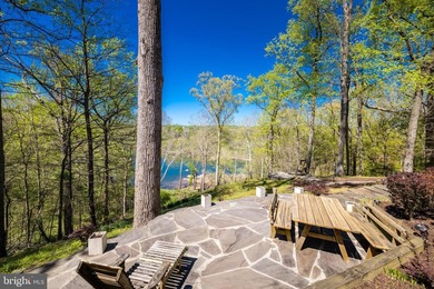 Breathtaking river views with access for fishing and - photo 58