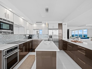 Direct Ocean, outstanding, and renovated 3/3 residence on the - photo 5