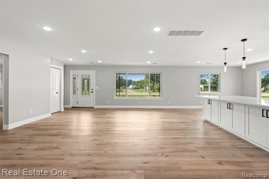 Everything is NEW in this beautifully renovated full brick ranch - photo 9