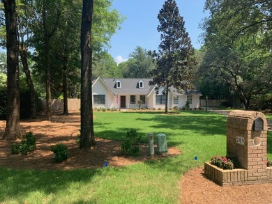 Looking for a well-maintained, move-in-ready home on a quiet - photo 15