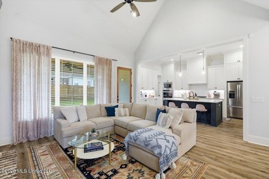 Welcome to this beautiful 4 bedroom, 3 bathroom home located in - photo 5