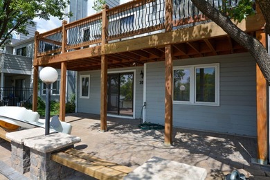 Welcome to lake life fun at Sandpiper Bay! This spacious - photo 30