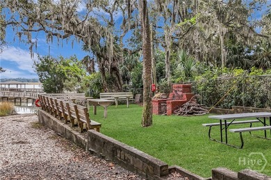 Charming Isle of Hope 3 bed 2 bath, well maintained home in - photo 36