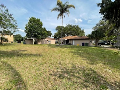 Lake Howard Townhome/Townhouse Sale Pending in Winter Haven Florida