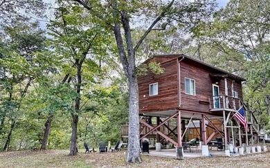 (private lake, pond, creek) Home For Sale in Watts Oklahoma