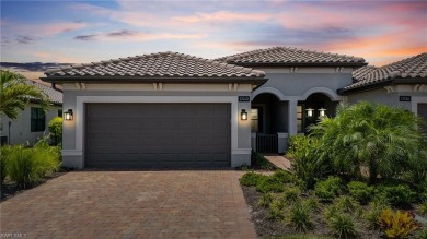 Lake Home For Sale in Fort Myers, Florida
