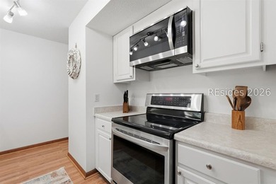 Ranch-style brick home off Sunset Blvd with no HOA! This 3 bed 2 - photo 11