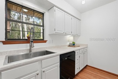 Ranch-style brick home off Sunset Blvd with no HOA! This 3 bed 2 - photo 12