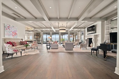 Luxury & Location! Are you hunting the absolutely incredible - photo 12