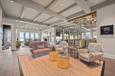 Luxury & Location! Are you hunting the absolutely incredible - photo 16