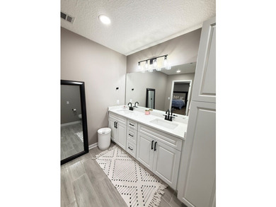 Beautiful Baymeadows Home on the Canal Enjoy waterfront living - photo 22