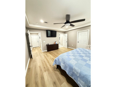 Beautiful Baymeadows Home on the Canal Enjoy waterfront living - photo 24