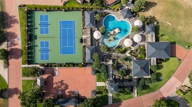 Luxury & Location! Are you hunting the absolutely incredible - photo 30