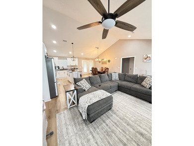 Beautiful Baymeadows Home on the Canal Enjoy waterfront living - photo 46