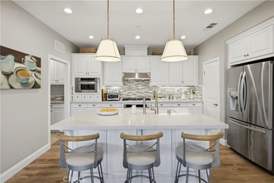 Welcome to this beautifully designed single-level home offering - photo 5