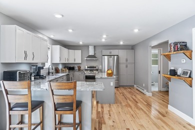 Extensively upgraded since new Contemporary Colonial on a quiet - photo 12