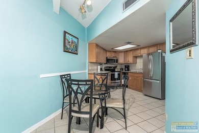 Enjoy island living at its best in this beautifully furnished - photo 19