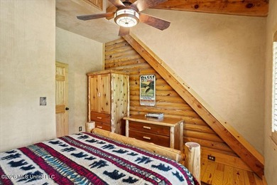 Welcome to Nola Pines! This unique property is tucked away on - photo 23
