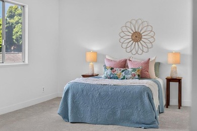 Welcome to this charming, low-maintenance 2-bedroom, 1 - photo 23