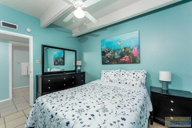 Enjoy island living at its best in this beautifully furnished - photo 24