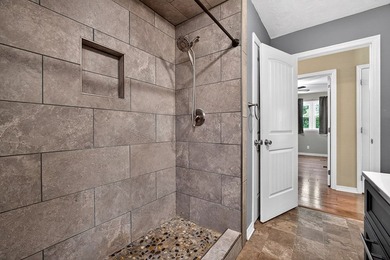 Discover the perfect blend of modern living and serene rural - photo 24