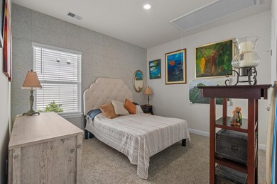 Welcome to this like-new, energy-efficient ranch home built in - photo 26