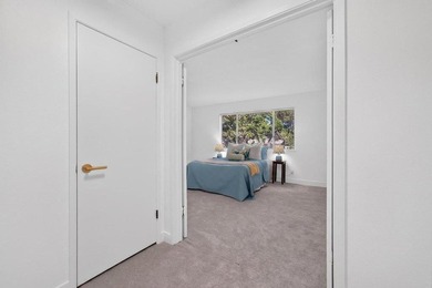 Welcome to this charming, low-maintenance 2-bedroom, 1 - photo 31