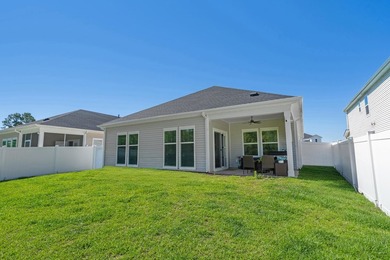 Welcome to this like-new, energy-efficient ranch home built in - photo 33