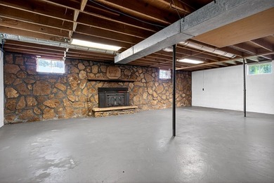 Discover the perfect blend of modern living and serene rural - photo 33