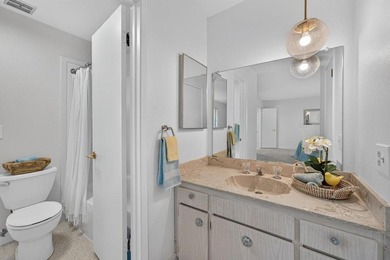 Welcome to this charming, low-maintenance 2-bedroom, 1 - photo 34