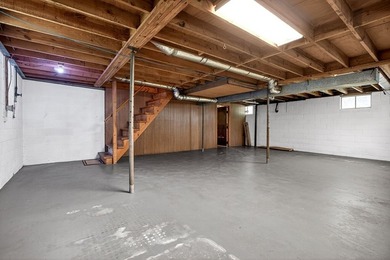 Discover the perfect blend of modern living and serene rural - photo 34